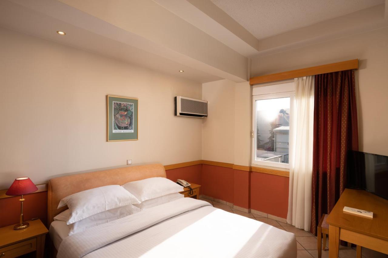 טריקלה Hotel Ntinas מראה חיצוני תמונה