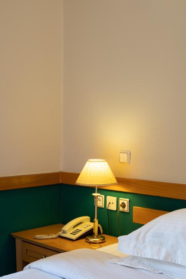 טריקלה Hotel Ntinas מראה חיצוני תמונה